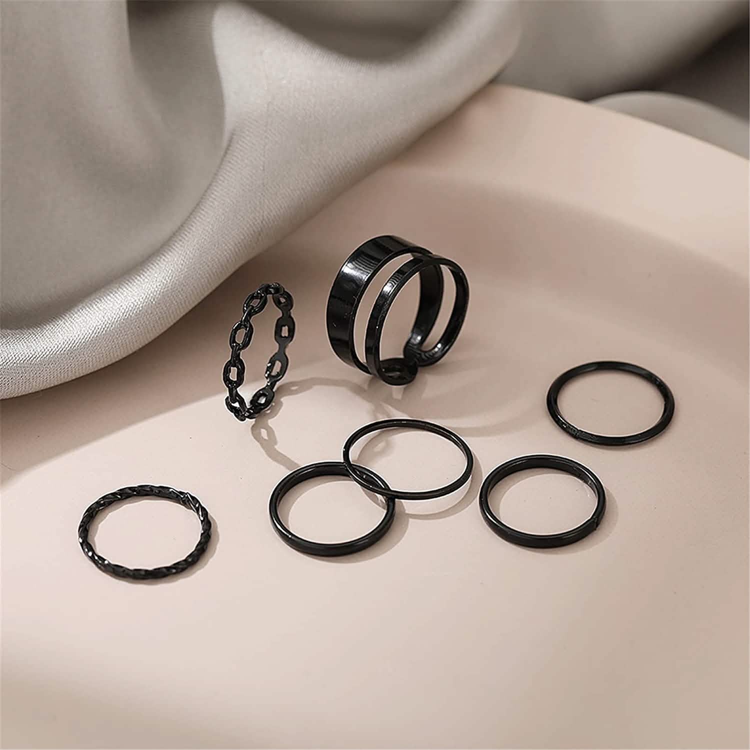 7-Piece: Women’s Gold Knuckle Ring Set