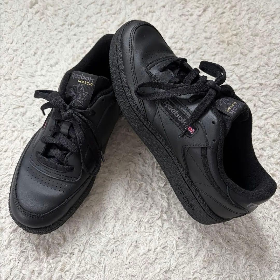 Reebok Club C85 Sneakers Black Leather 6.5 US | Stylish Used Shoes