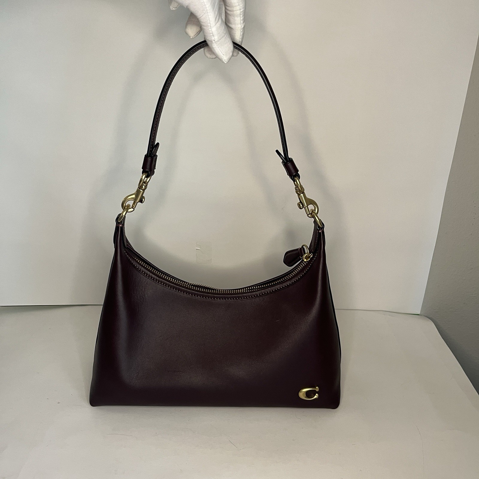 COACH Juliet Shoulder Bag Black Currant Glovetanned Leather Brass Hardware CR981