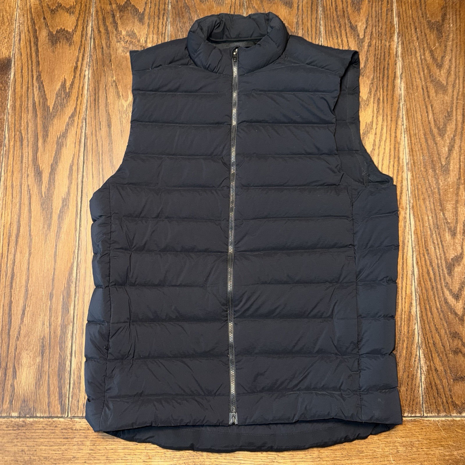 Lululemon Navigation Down Vest Black Running Puffer LM4A96S Mens Small Primaloft