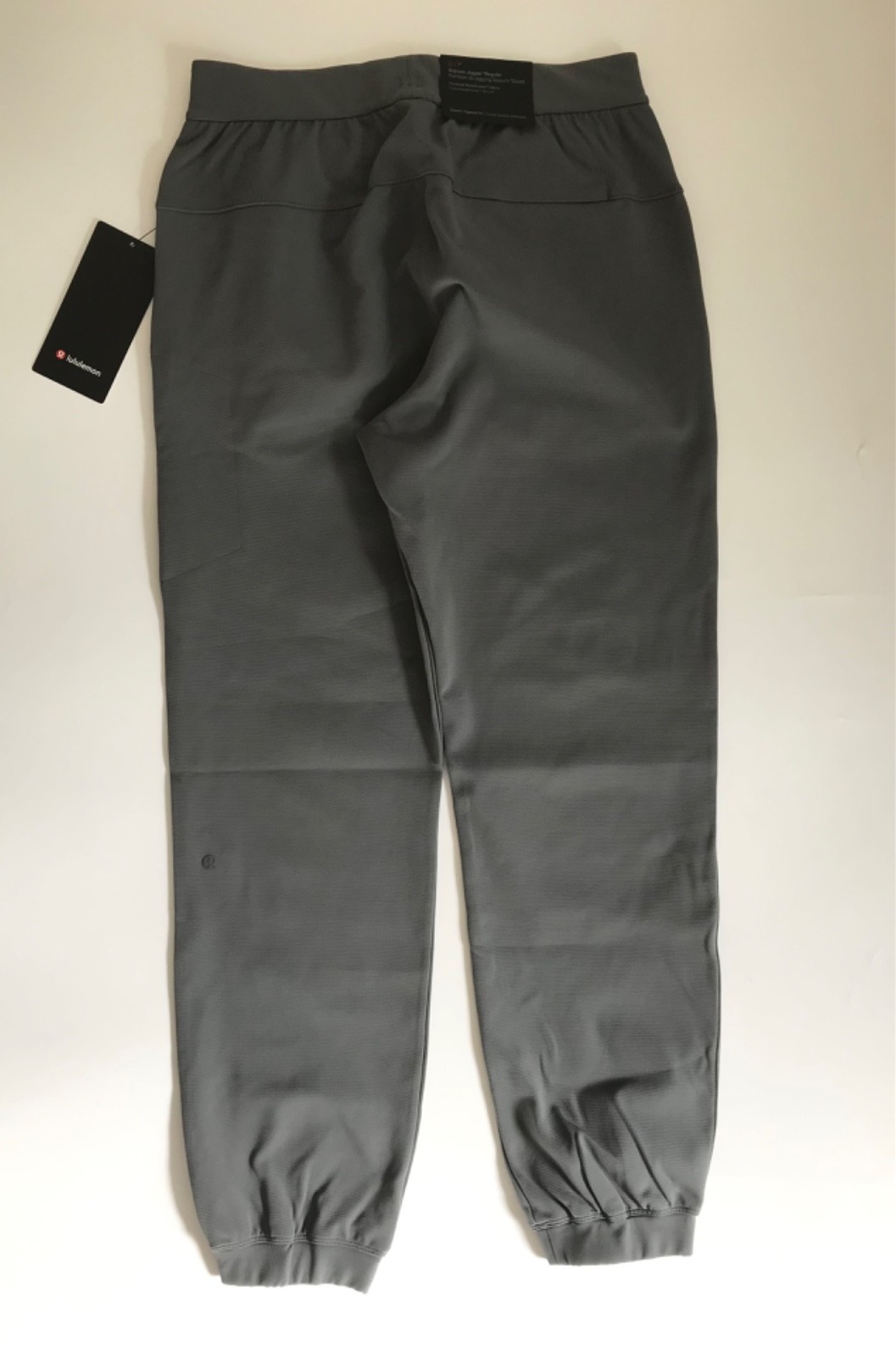 Lululemon Men’s Sojourn Jogger ONGE Onyx Grey LM5BLKS Size L REG