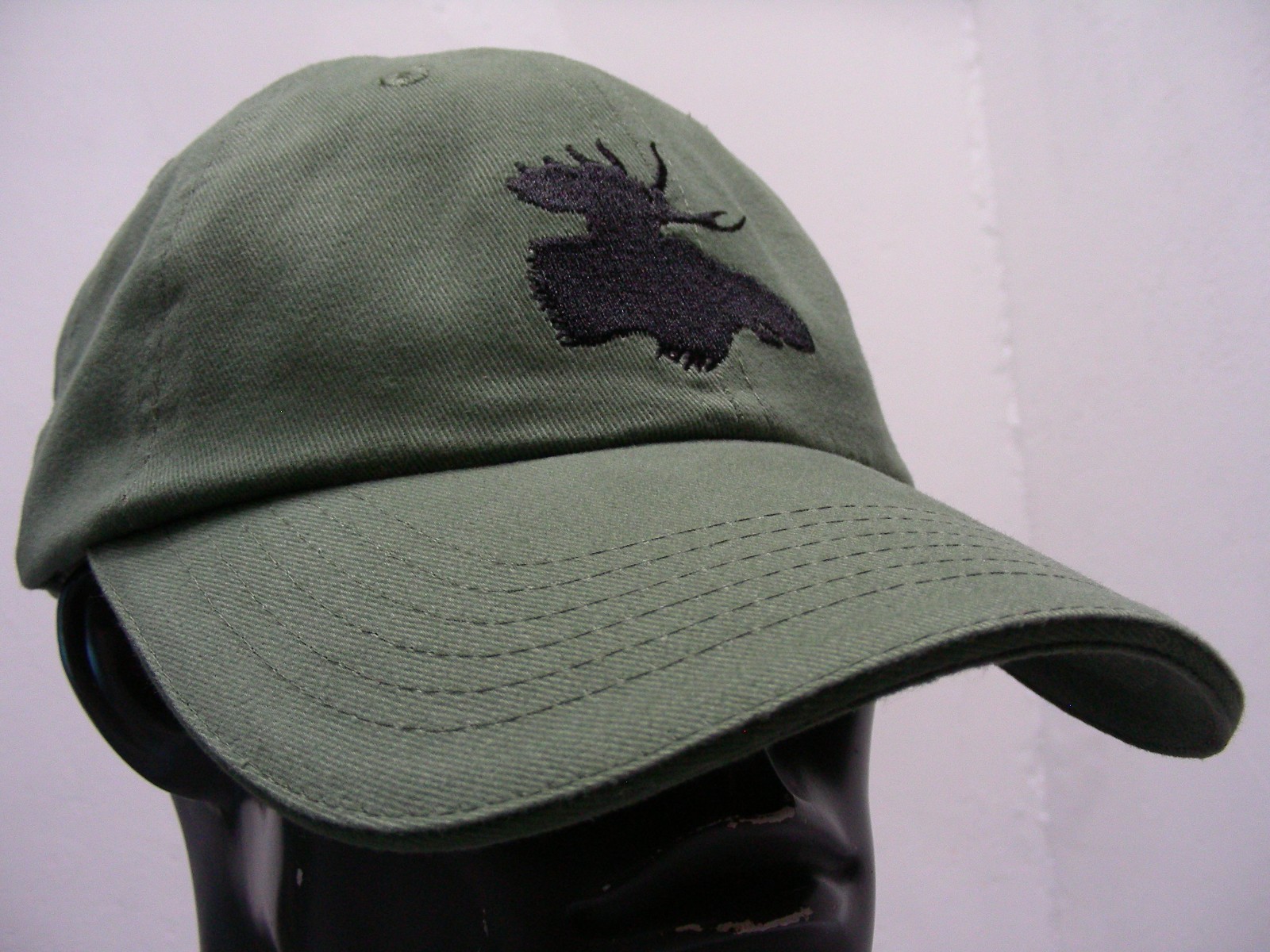 MOOSE LOGO – Embroidered – One Size Adjustable Lightweight Baseball Cap Hat!