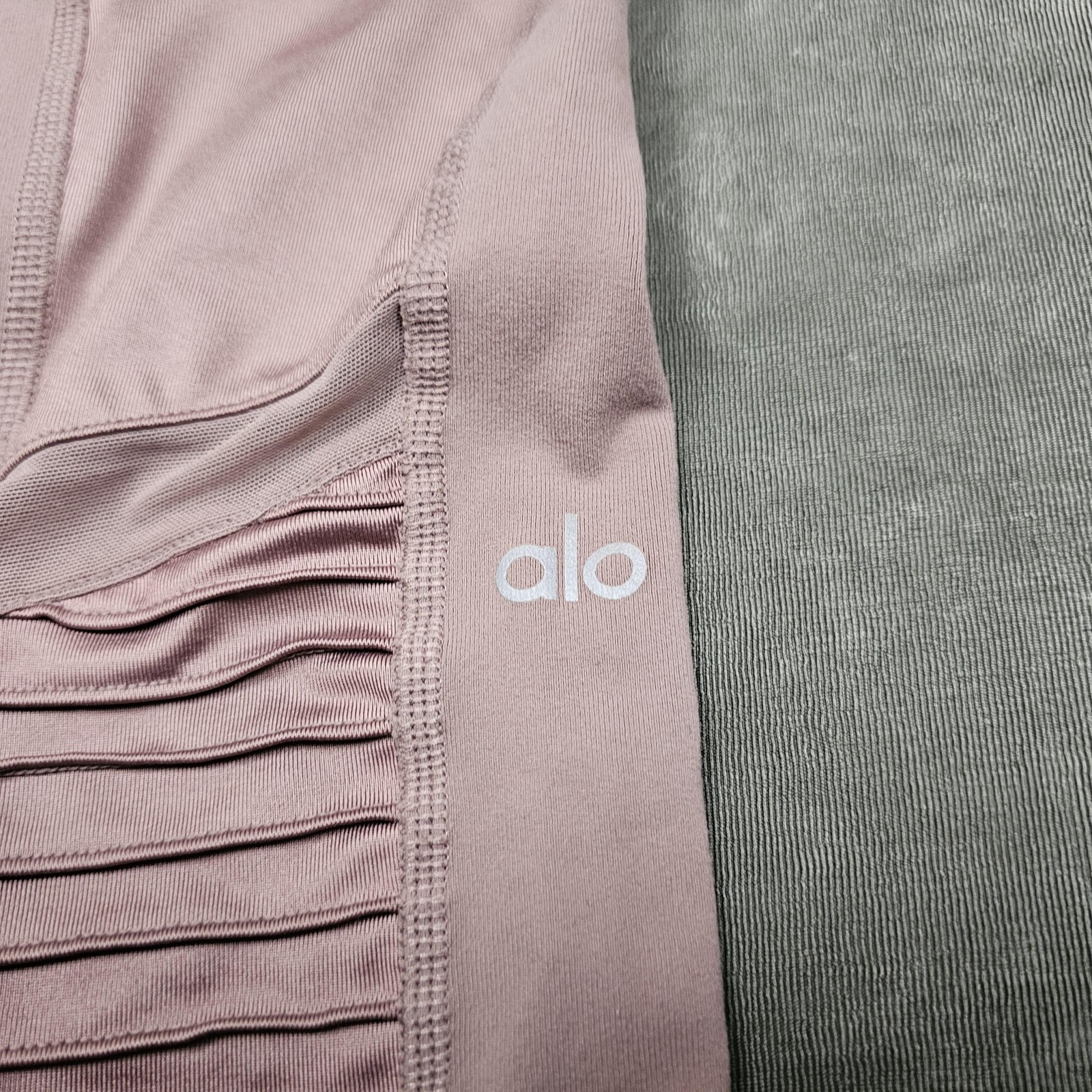 Alo Yoga Pants Womens Small Pink High Rise Moto Ankle Leggings Yoga Athletic