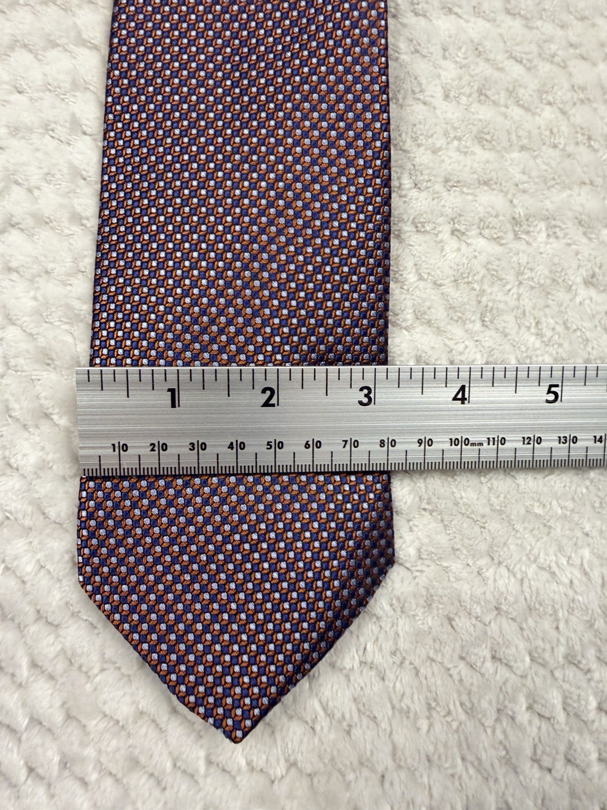 Jos A Bank Traveler Collection Maroon Microdot Silk Tie Extra Long 64inches