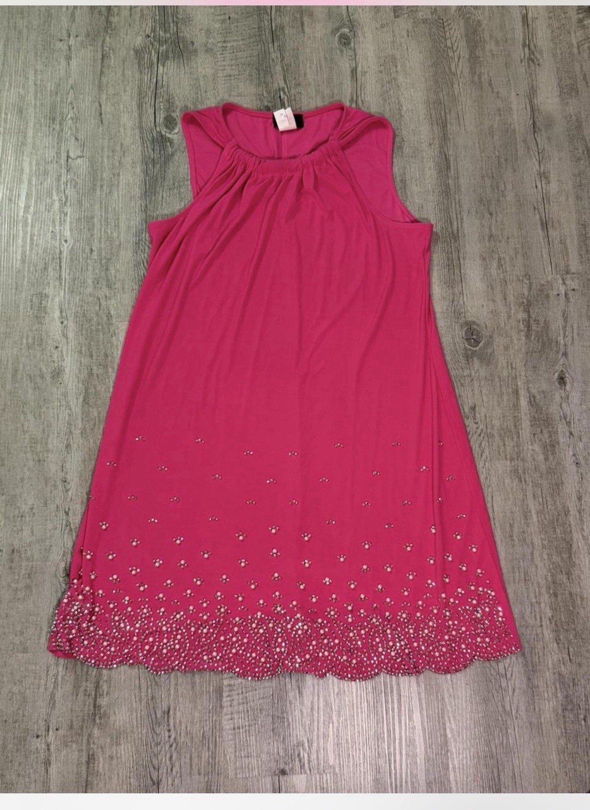 Women’s Pink Solid Shift Dress Round Neck Sleeveless Beaded Hem Knee S