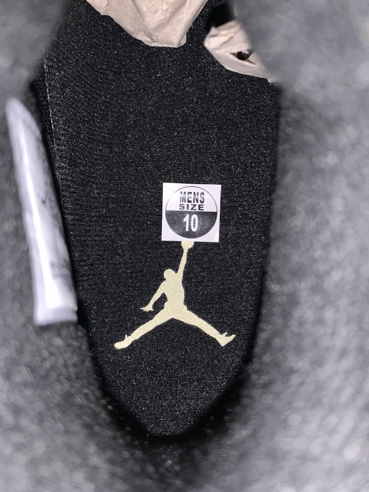 Size 10 – Jordan 4 SE Retro Low Craft – Olive W/ *FREE SHIRT INCLUDED*