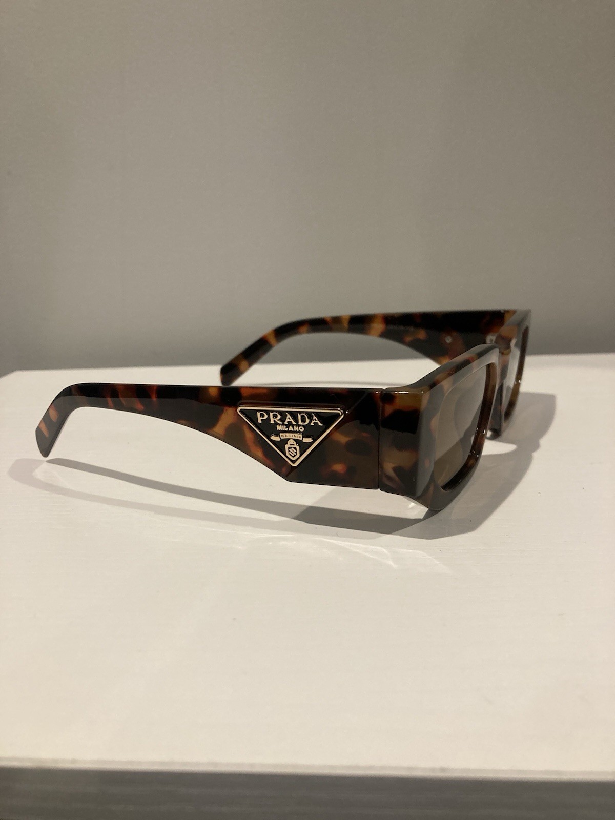 Prada PR 05YS Rectangle Tortoise Shell Sunglasses Brown Tinted Lenses 142mm