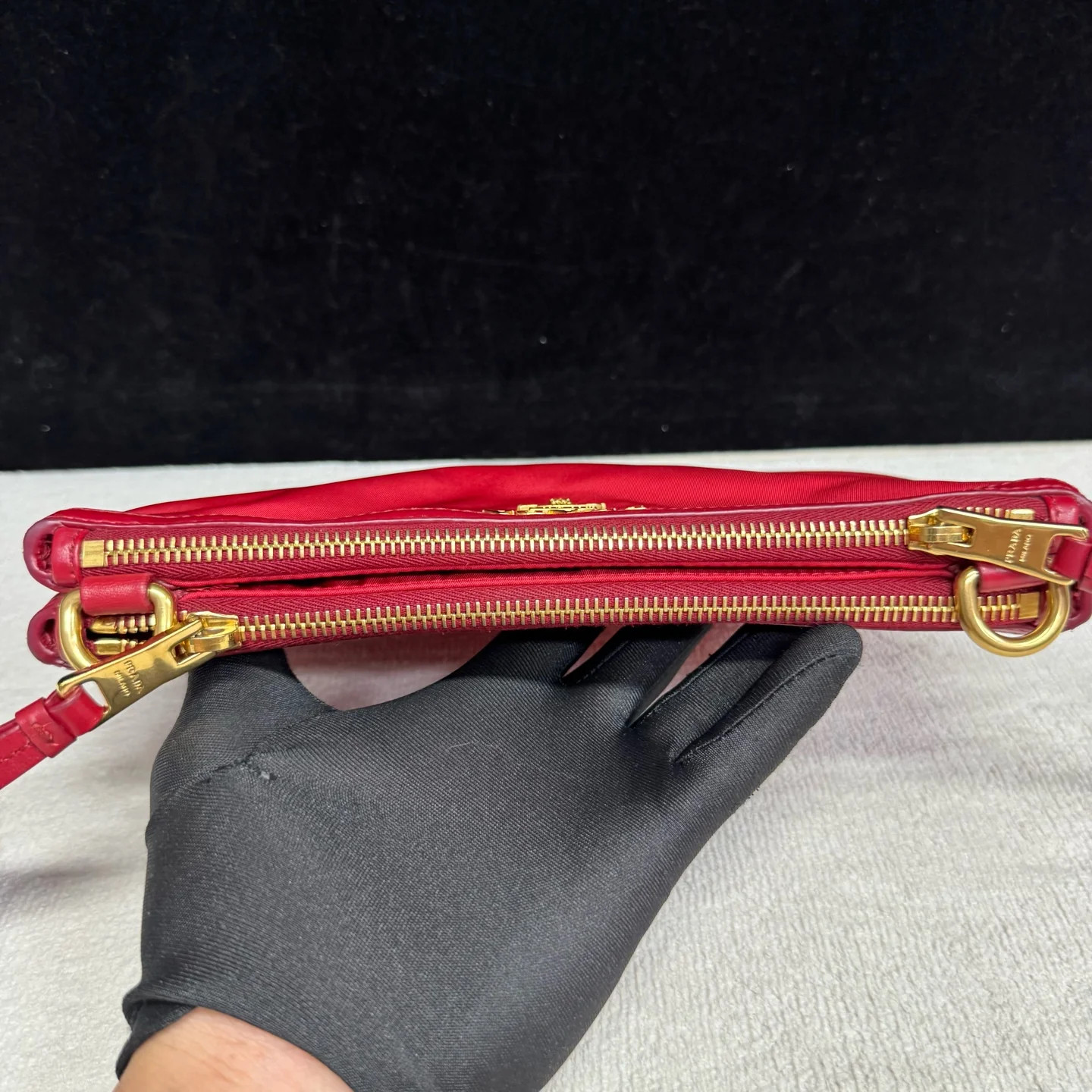 Prada Clutch Red Tessuto Nylon Calfskin (zs051826b5r)