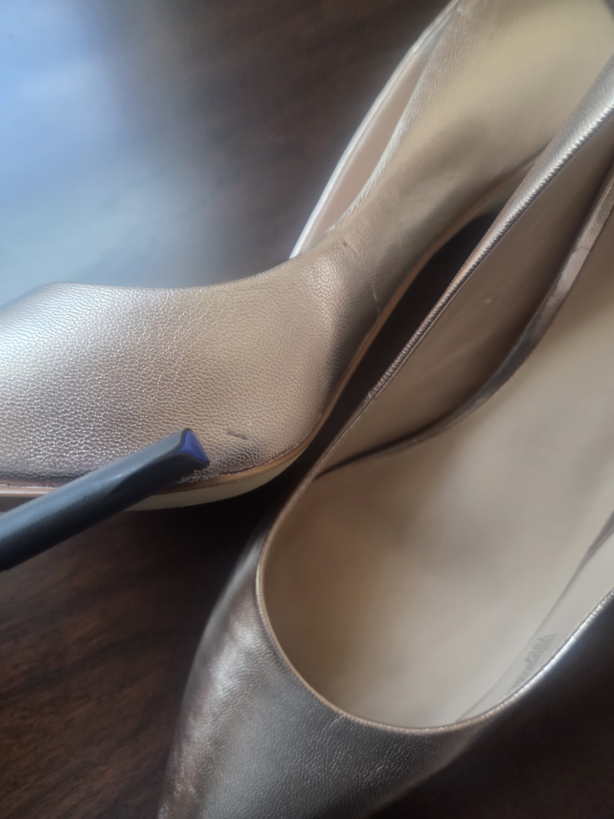 Charles By Charles David Women’s Rose Gold Leather Pumps US Size 10