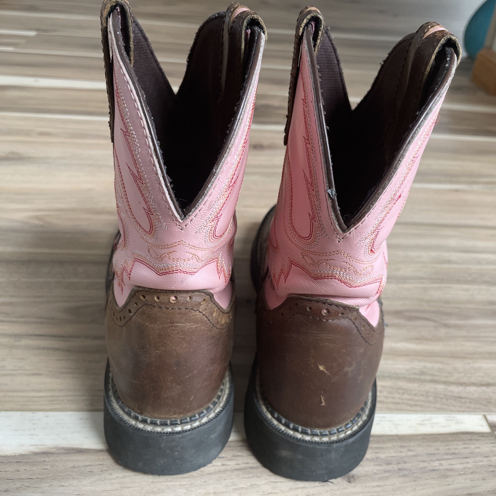 Justin Boots Women’s Western Leather Boots Brown Pink Embroidered L9901 Sz 8-1/2