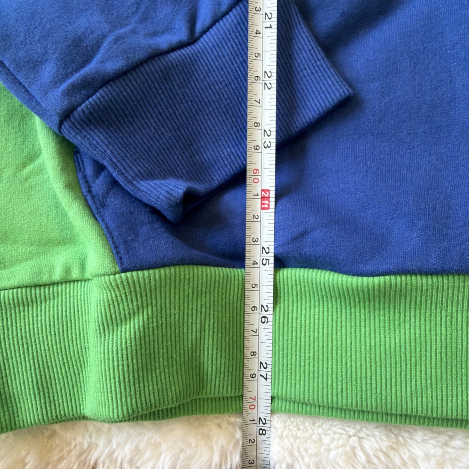 Super Mario-Nintendo Colorblock Pullover Hoodie Unisex Green & Blue Medium (NEW)