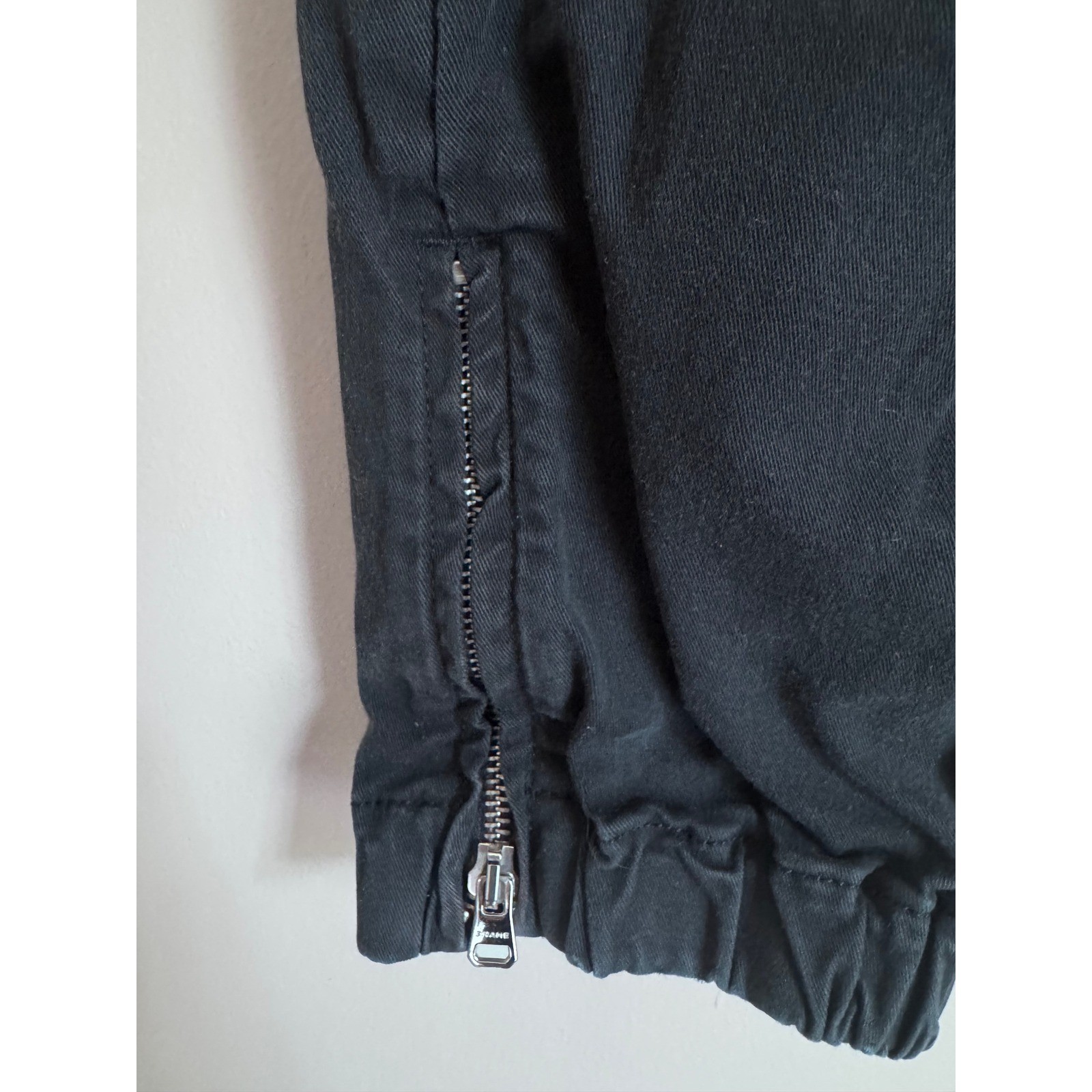 FRAME Washed Black Cargo Gorpcore Jogger Pants Ankle Zip Size 27