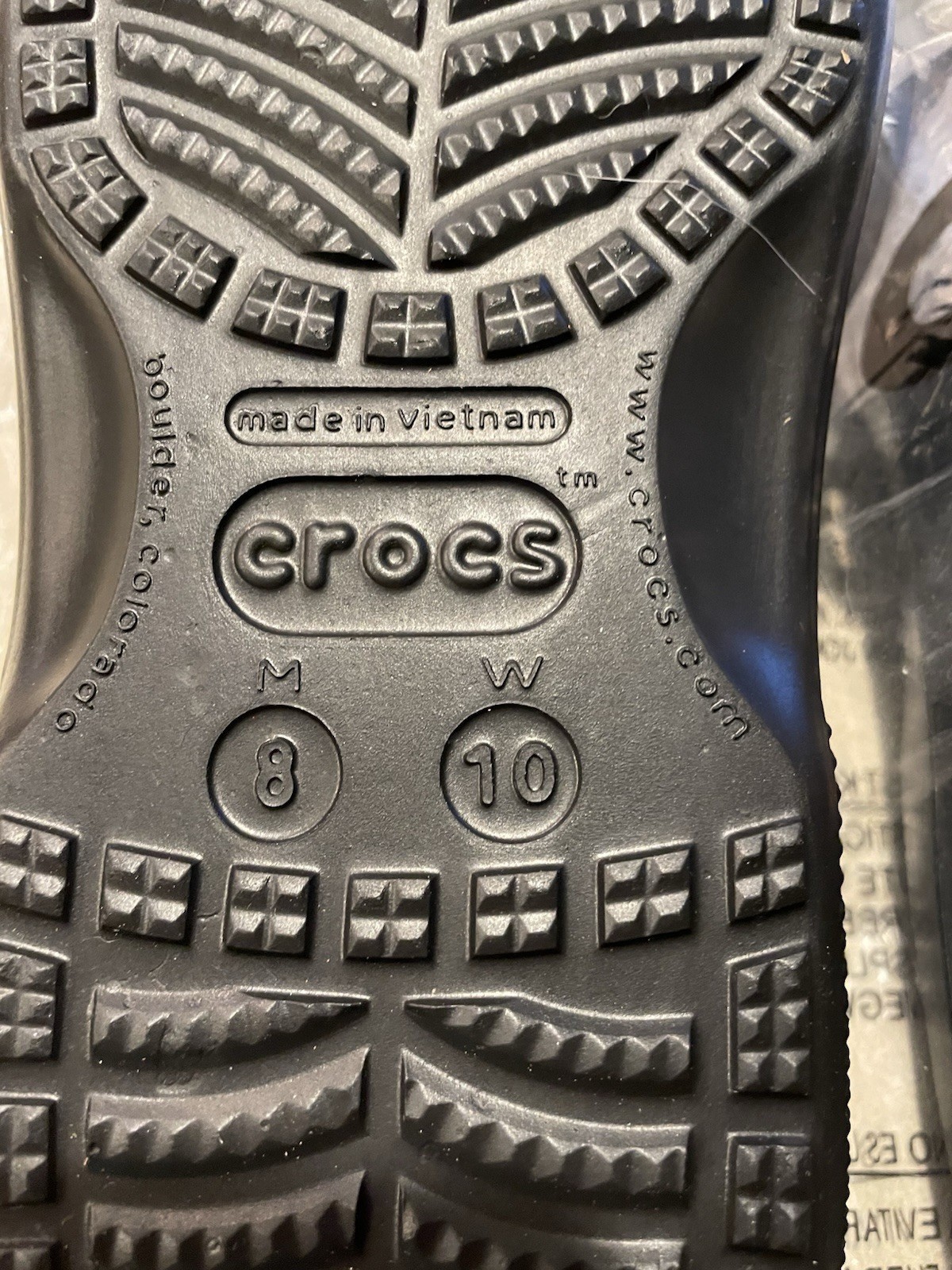 Crocs Adult Baya Black Flip Flop Sandals Mens 7/8 Women’s 9/10 SEE DESCRIPTION