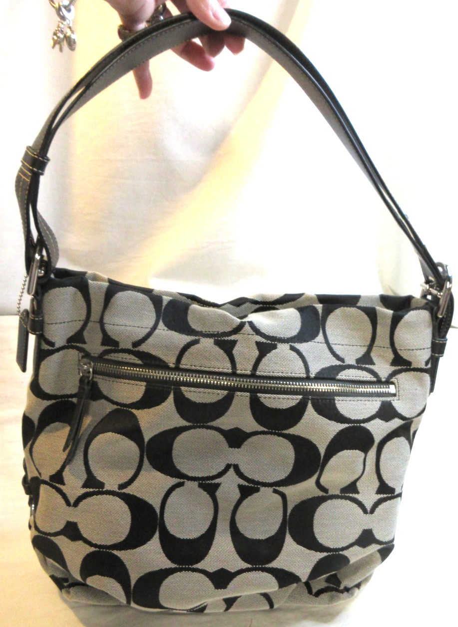 SIGNATURE “OLDER, THE GOOD STUFF”~COACH~LRG CC MONOGRAMMED PURSE~BLACK LEATHER