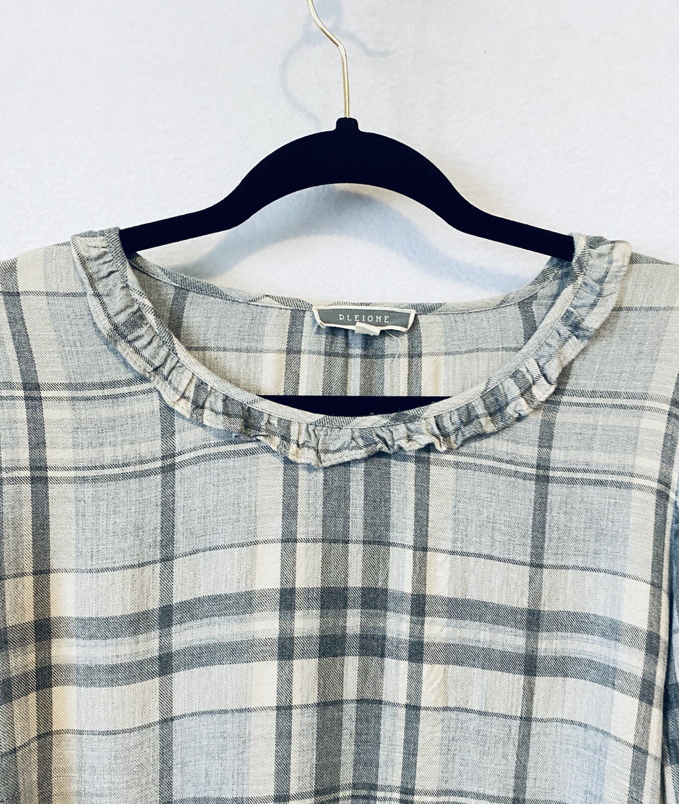 Pleione Top Womens Medium Gray Plaid Tiered Bell Sleeve Ruffle Collar Boho