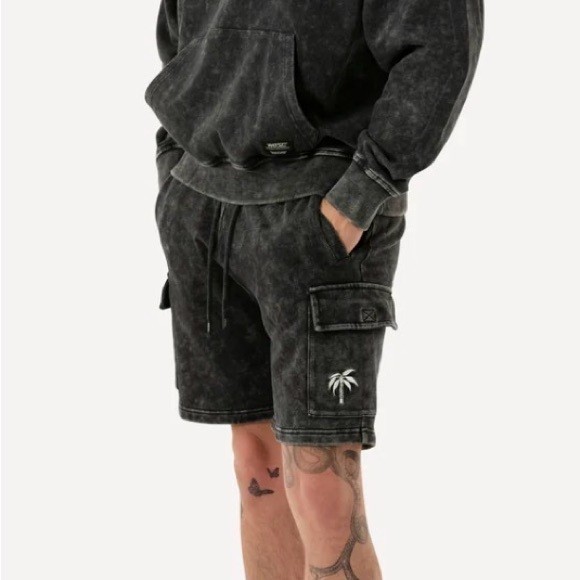 Wesc Stonewashed Men’s Palm Black Monty Cargo Shorts