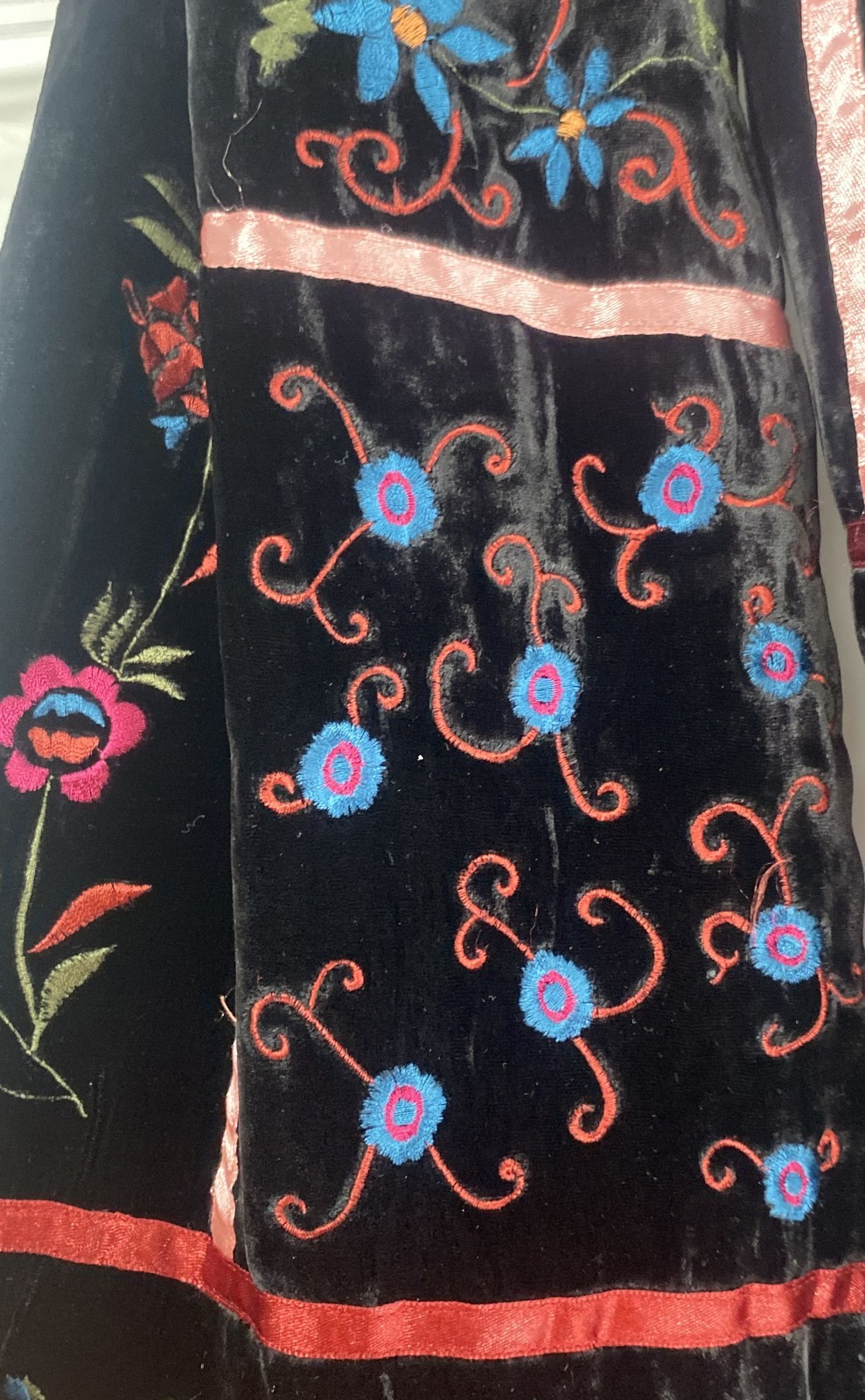 Vintage V.Fraas Womens Multicolor Floral Velvet Neck Warmer Rectangle Scarf