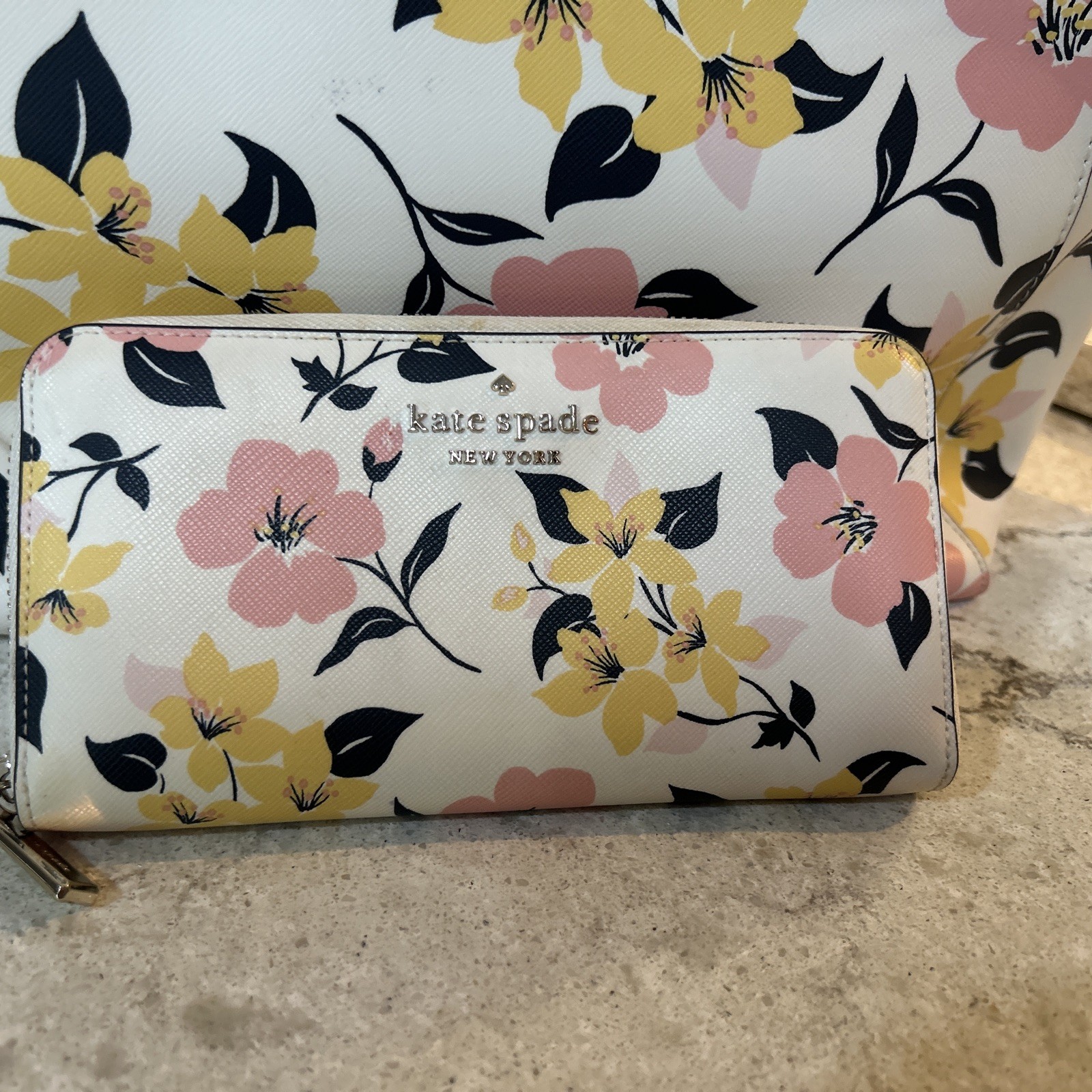 Kate Spade New York Staci Lily Blooms Floral Laptop Tote With Wallet