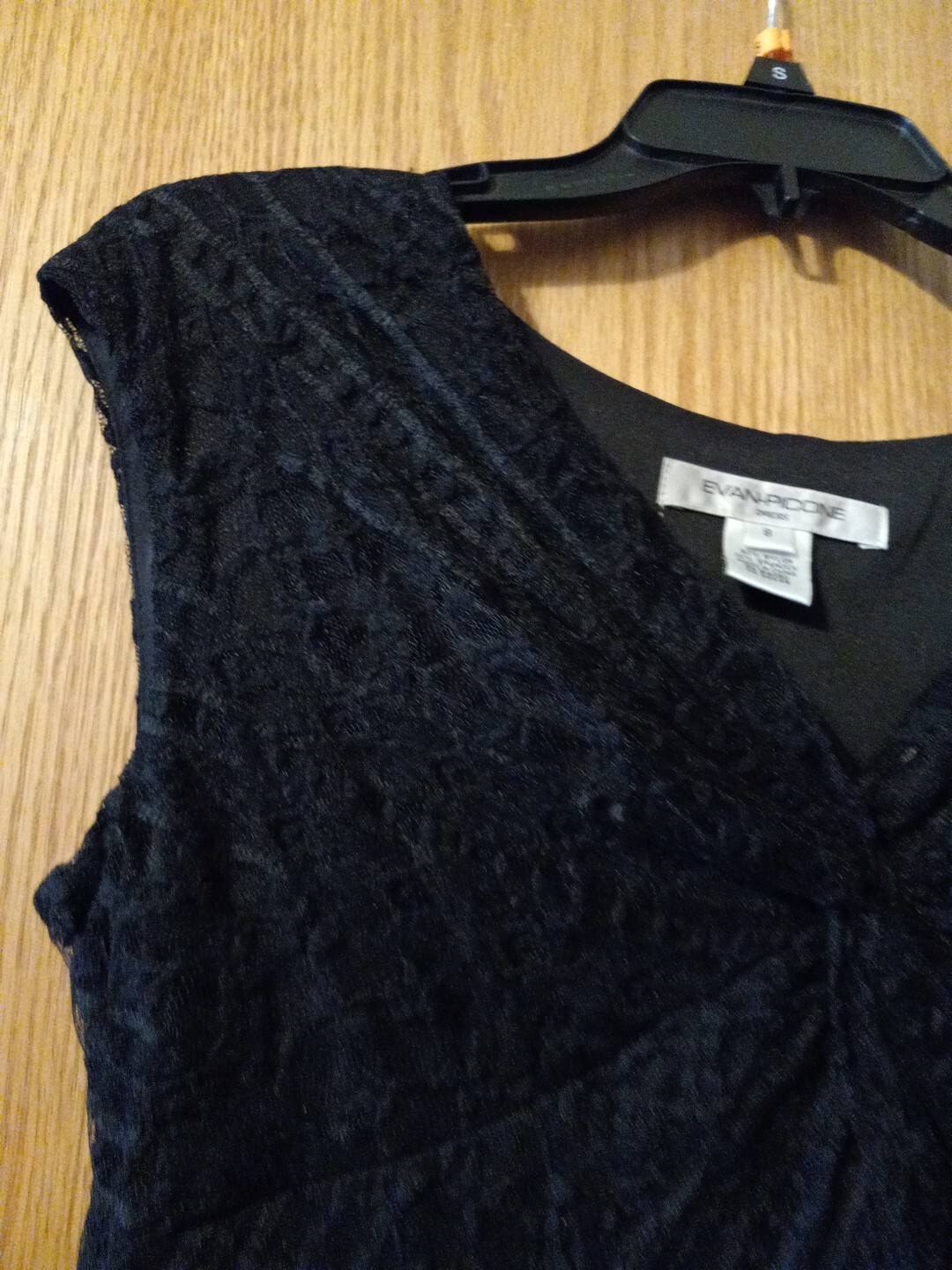 Womens Evan Picone Sleeveles Black Lace Dress Size 8 90% Nylon 10% Spandex Vneck