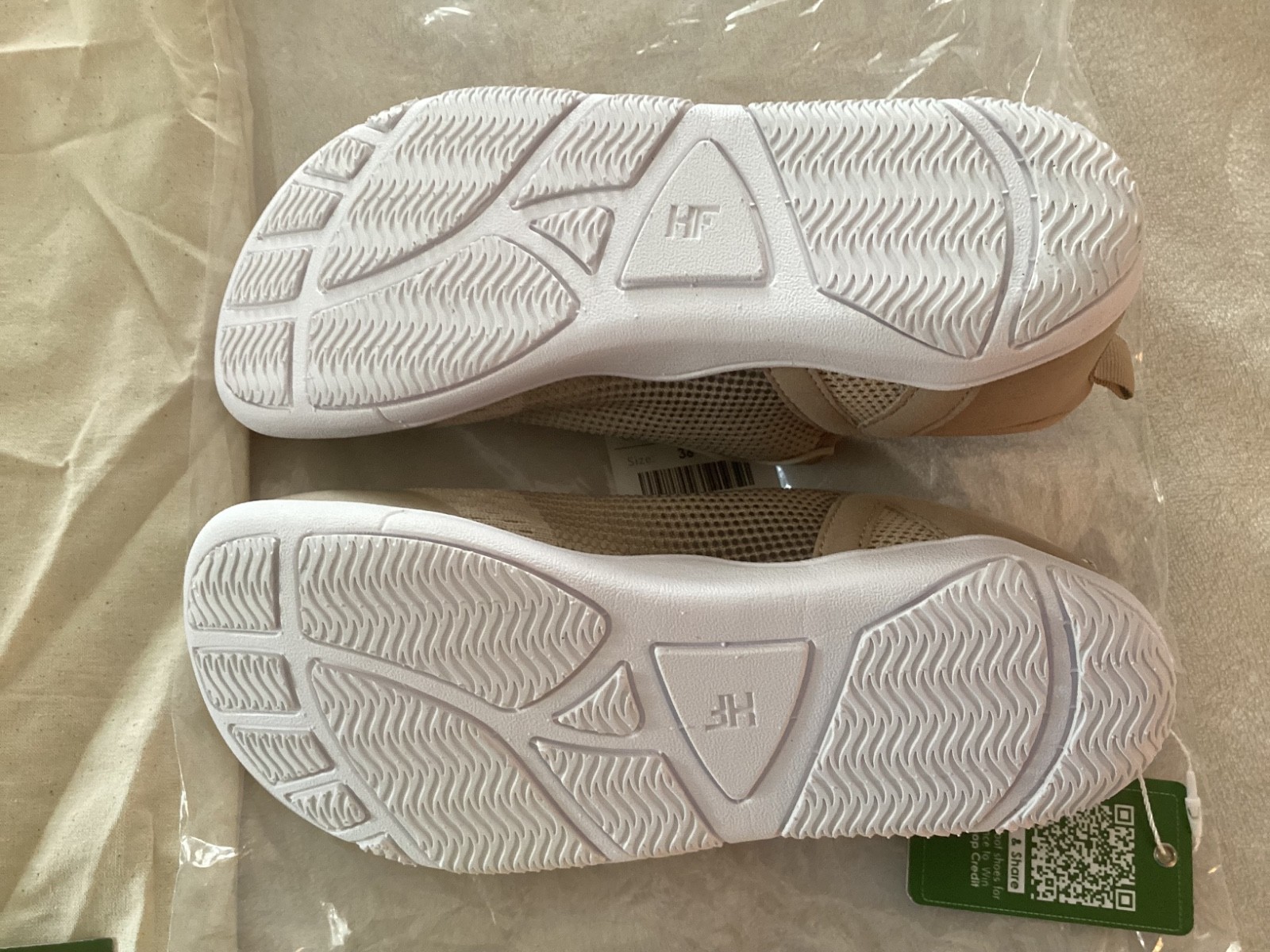 HIKE FOOTWEAR HF STRIDE ERGONOMIC BAREFOOT SNEAKER~BEIGE~WOMEN 6~MEN 4~NEW PACK