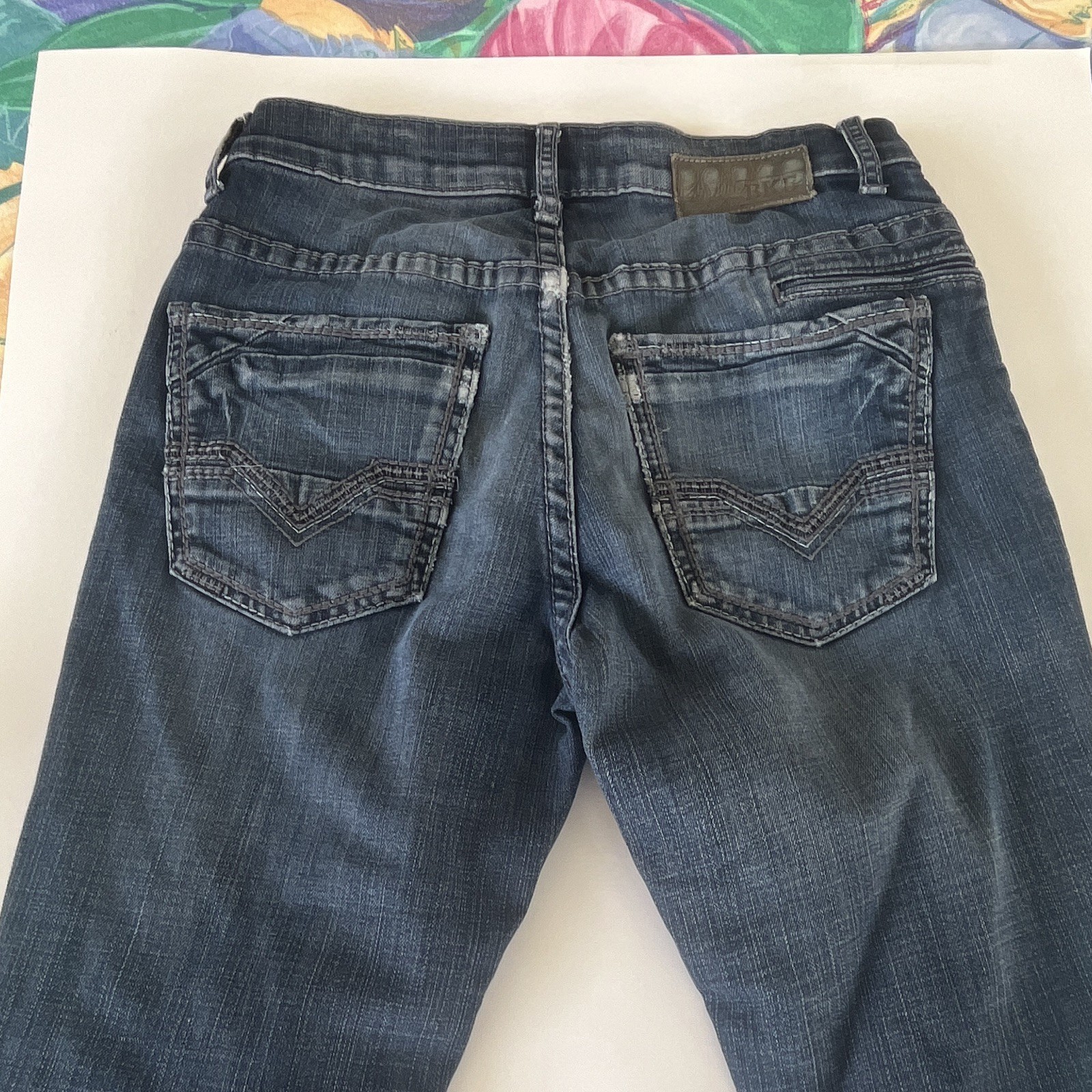 BKE Men’s Straight Fit Blue Medium Wash Denim Jeans Mid Rise 5-Pocket Logo
