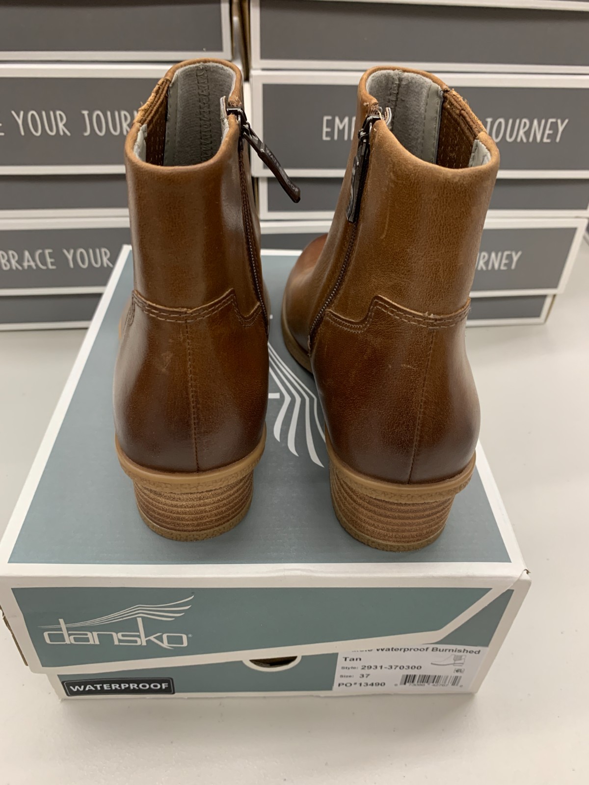 Dansko Daisie Waterproof Burnished Tan Womens 37 38 40 2931-370300 Leather Boot