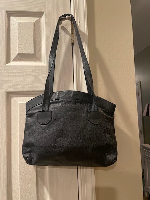 Curve top CI Whiting Leather Leaf tote bag Made in USA 2 strap