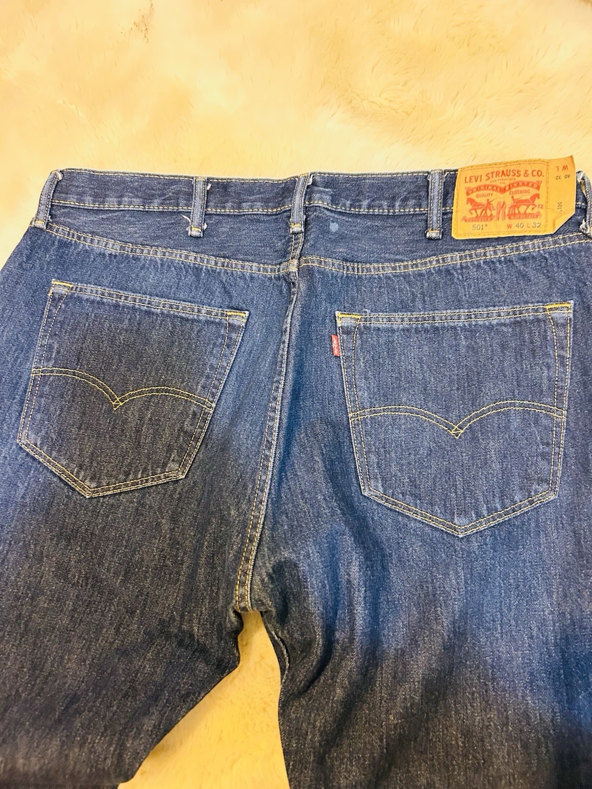 Levi’s Men’s Blue Straight Leg Regular Fit Denim Jeans 5-Pocket Button Fly
