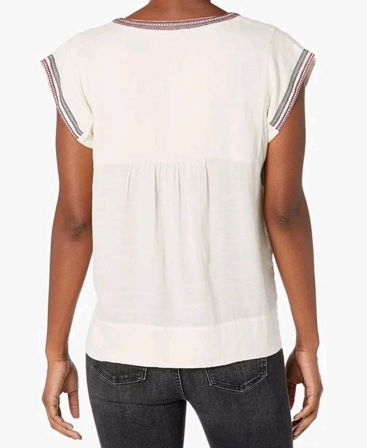Lucky Brand Embroidered Split Neckline Embroidered Short Sleeve Top NWT $79.50 M