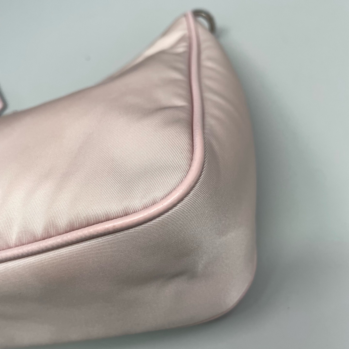 Prada Re-Edition 2005 Hobo Normal Lt Pink Parachute Nylon Crossbody Duty Paid
