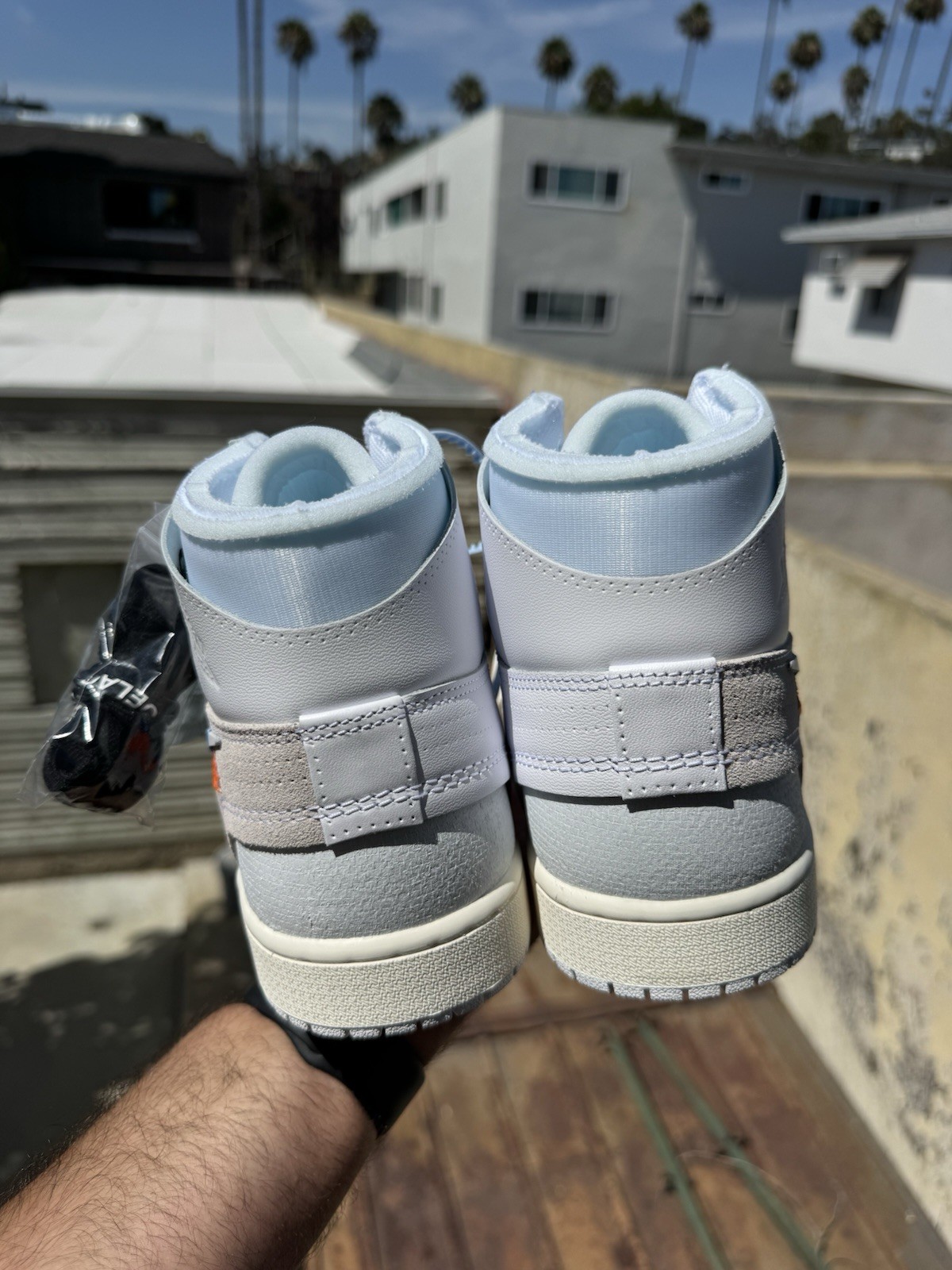 Size 10.5 – Virgil Abloh Archive x Air Jordan 1 Retro OG High Alaska