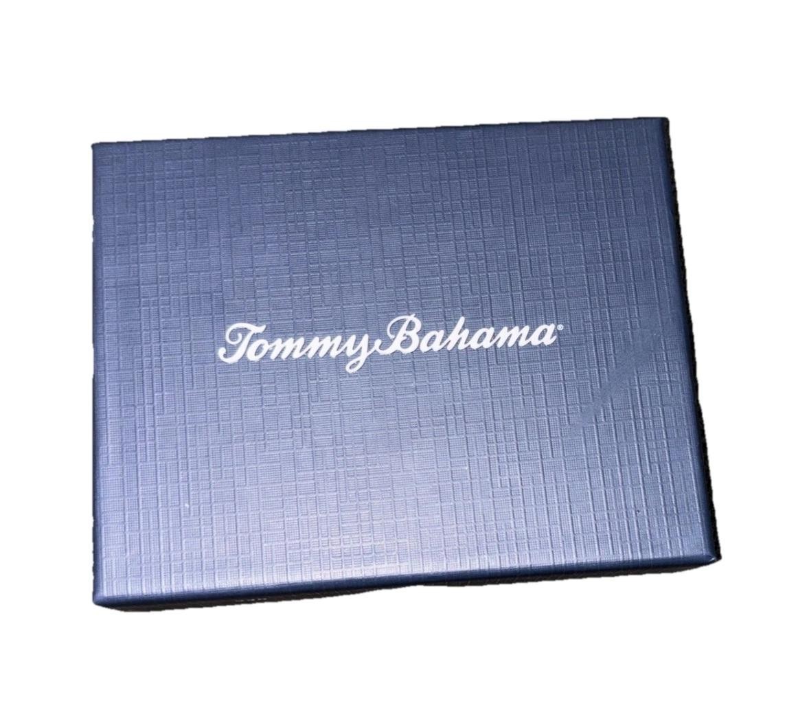 $75 – Tommy Bahama Magnetic Money Card Leather Wallet in Tan