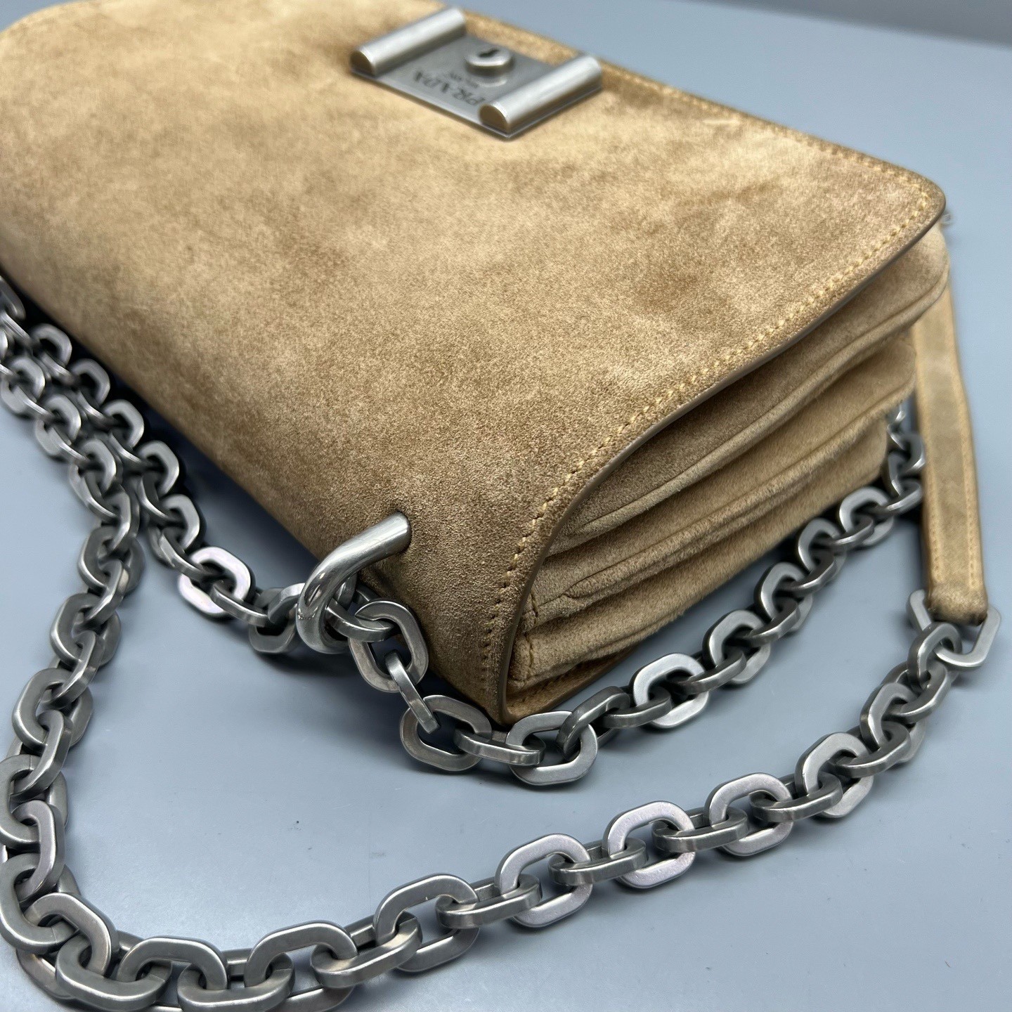 Prada Pre-Owned Authentic Chain Bag 24*15*6cm Nubuck Free Tracked Shipping