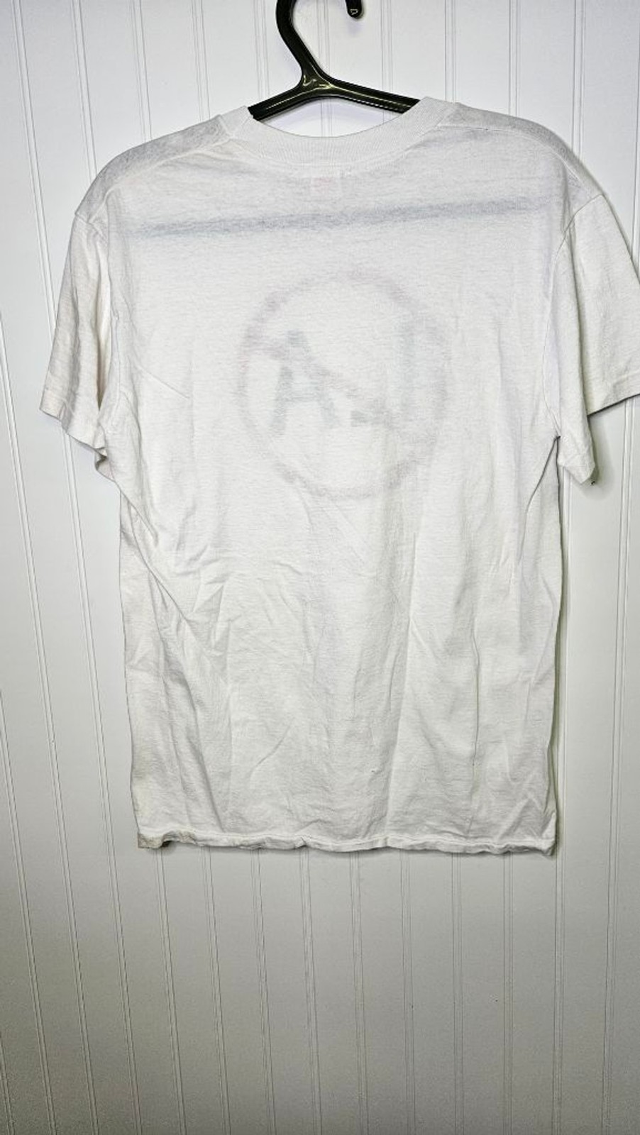 Men’s vintage Hanes White Short Sleeve Tee with hand painted LA Graphic