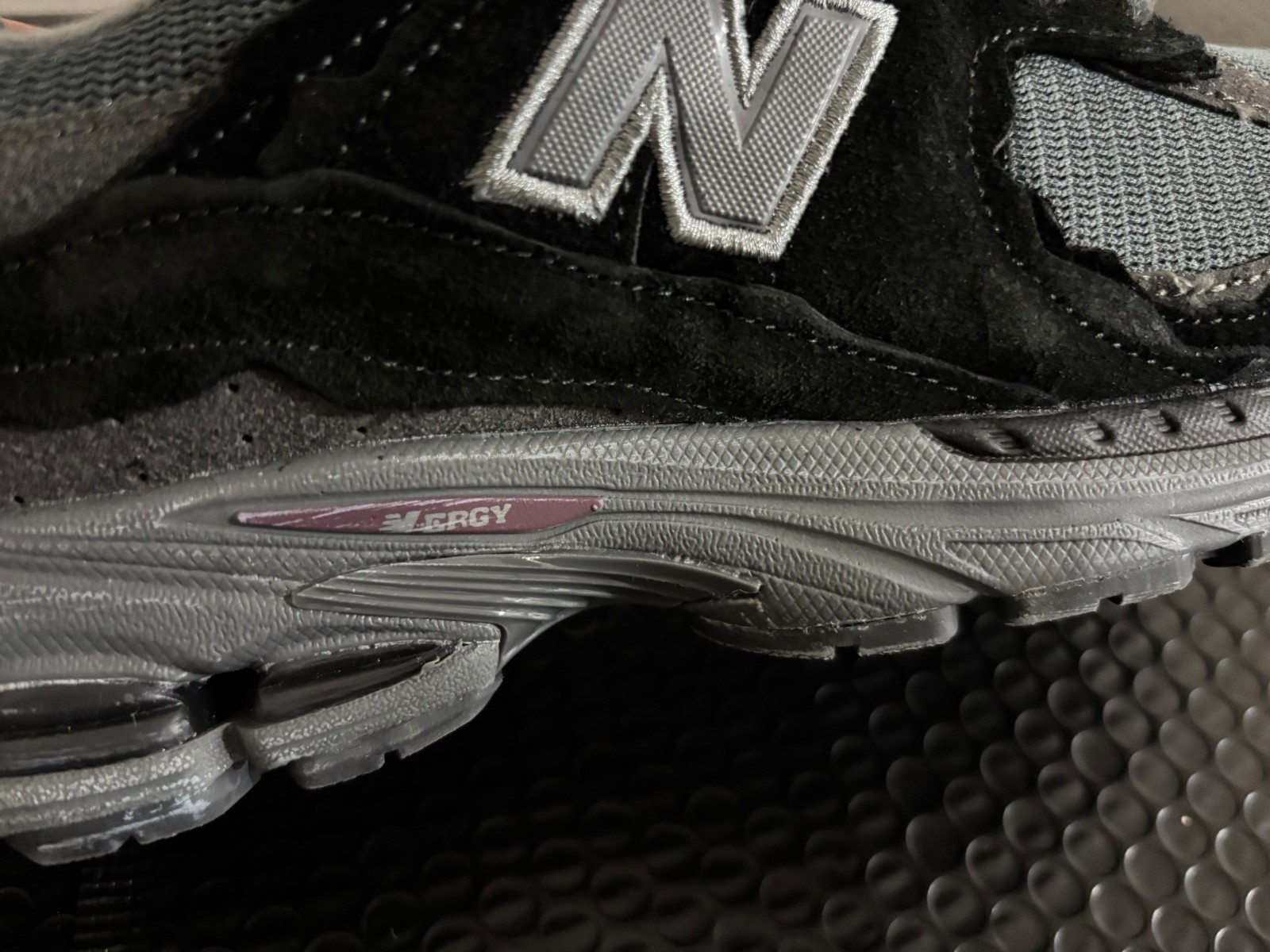 New Balance 2002R Protection Pack – Phantom M2002RDB US Size 10 No Box
