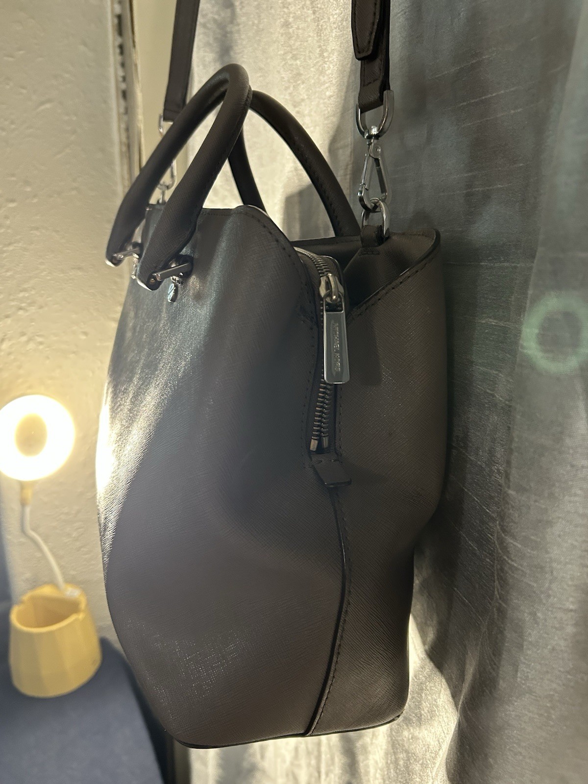 Michael Kors Savannah Large Leather Satchel Dark Taupe 13“L, 9-1/2 H, 5” W