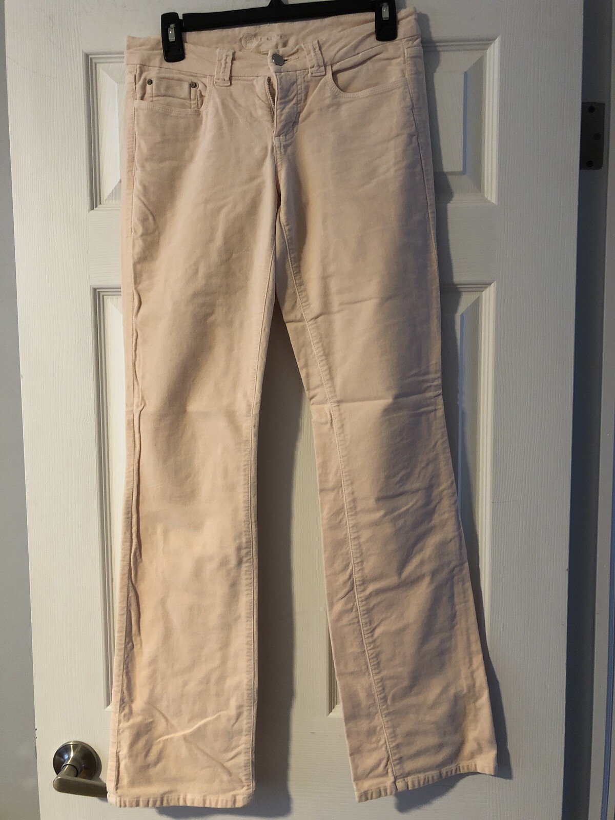 Bebe Size 27 Stretch to the fabric Good Condition