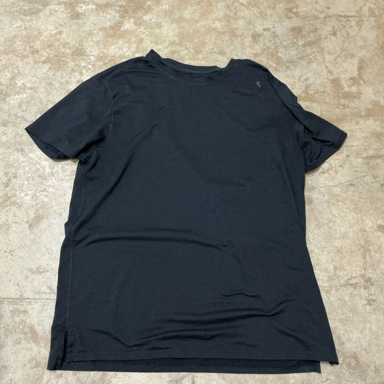 Men’s Dri-Fit Black Athletic Tee Size L