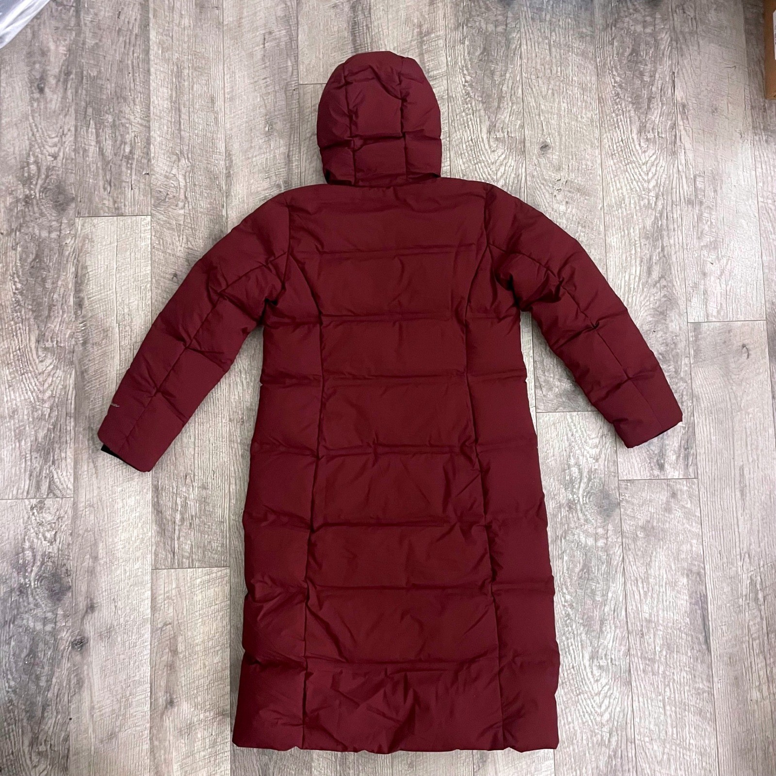 Eddie Bauer Glacier Peak Seam-Sealed Down Parka Burgundy 650 Puffer Jacket L