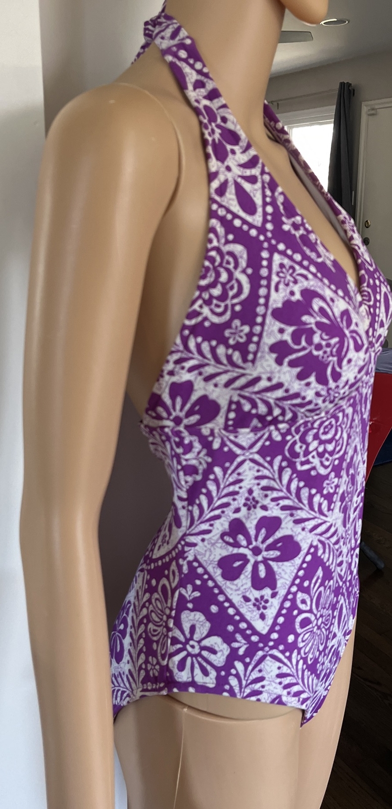 Catalina Women Halter Swimsuit Size Small Purple Stretch One Piece Bathing Suit