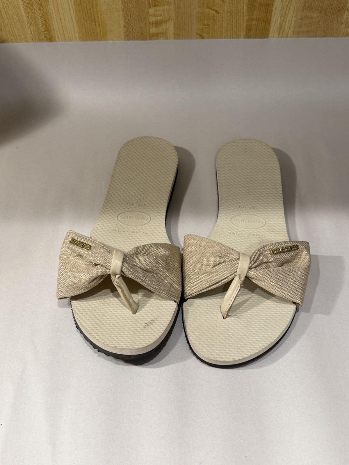 Havaianas You St. Tropez Metallic Shine Sandals Flip Flops Beige Women’s 9/10
