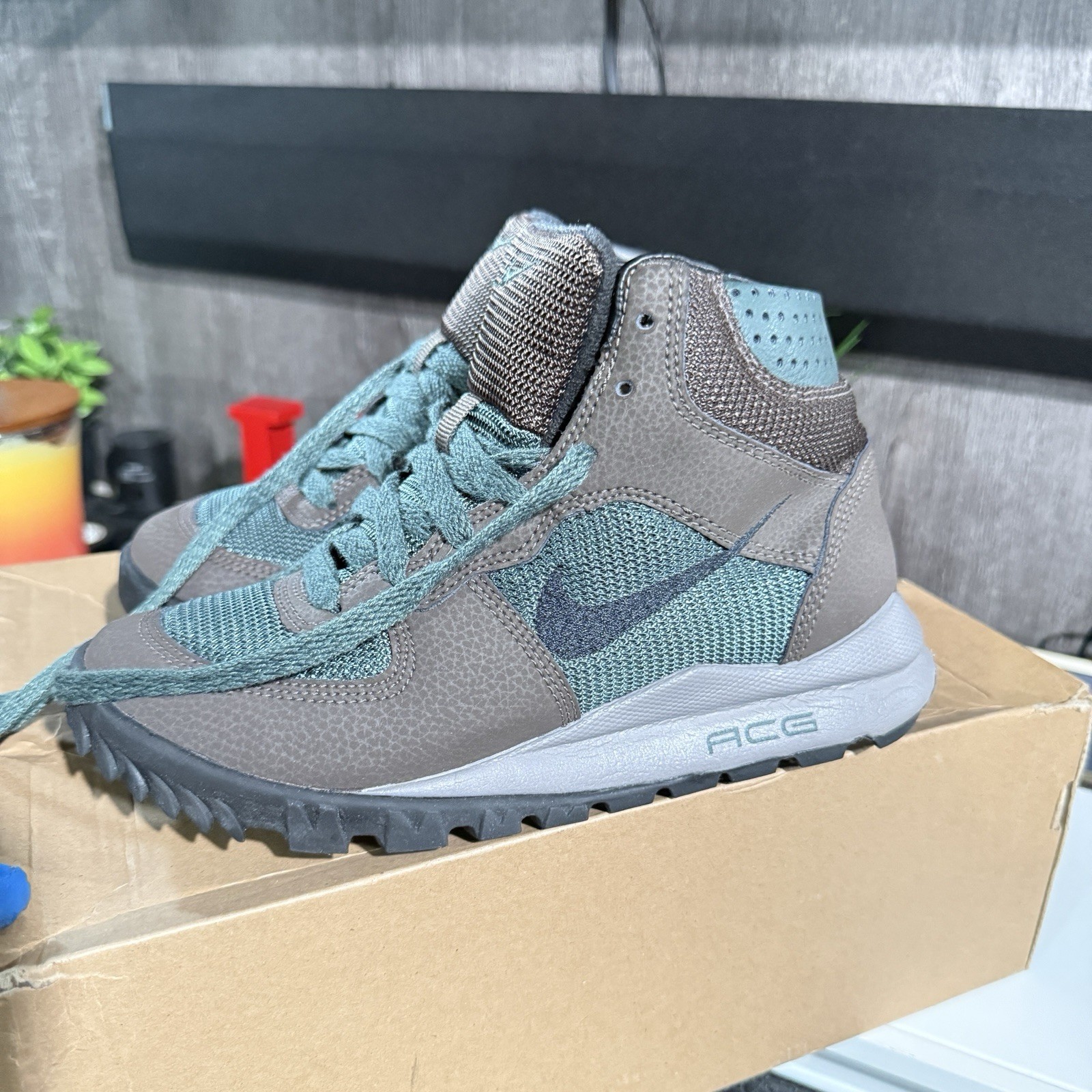 Nike BLTRO SP Boots Baroque Brown/Midnight Green