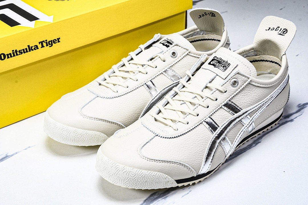 Onits*ka Tiger Mexico66 SD Birch Silver 1183A592-200 Unisex Size 4-11