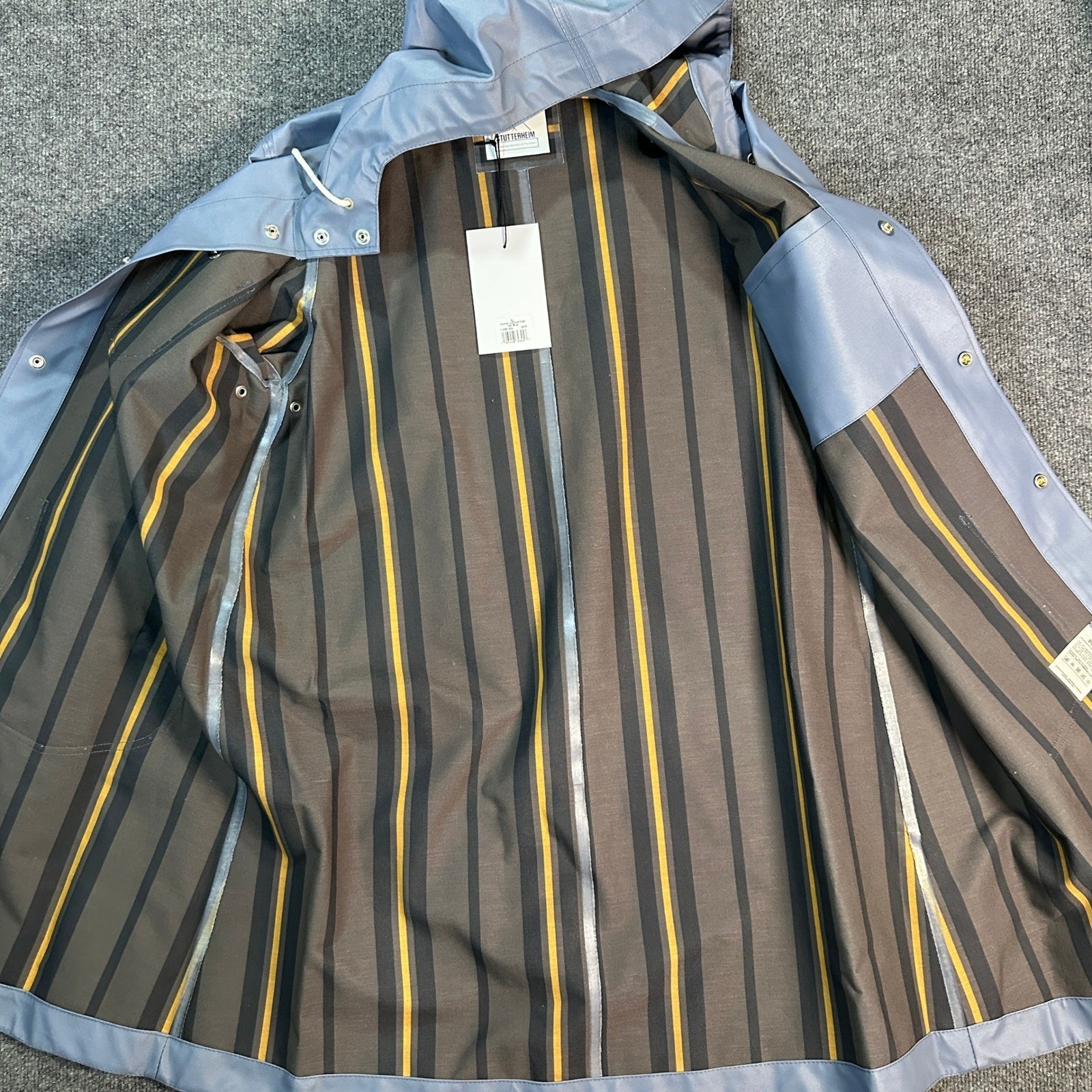 NWT Stutterheim x Lee Stockholm Raincoat Ash Hooded Long Jacket Mens Size Small