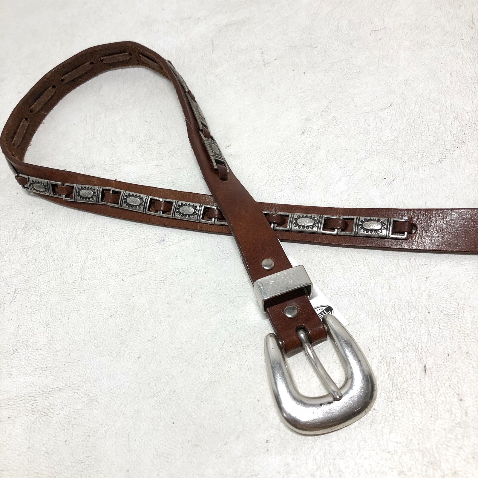 Fossil Leather Concho Belt Brown Silver Medallions Sz S Length 33”, Waist 26-30