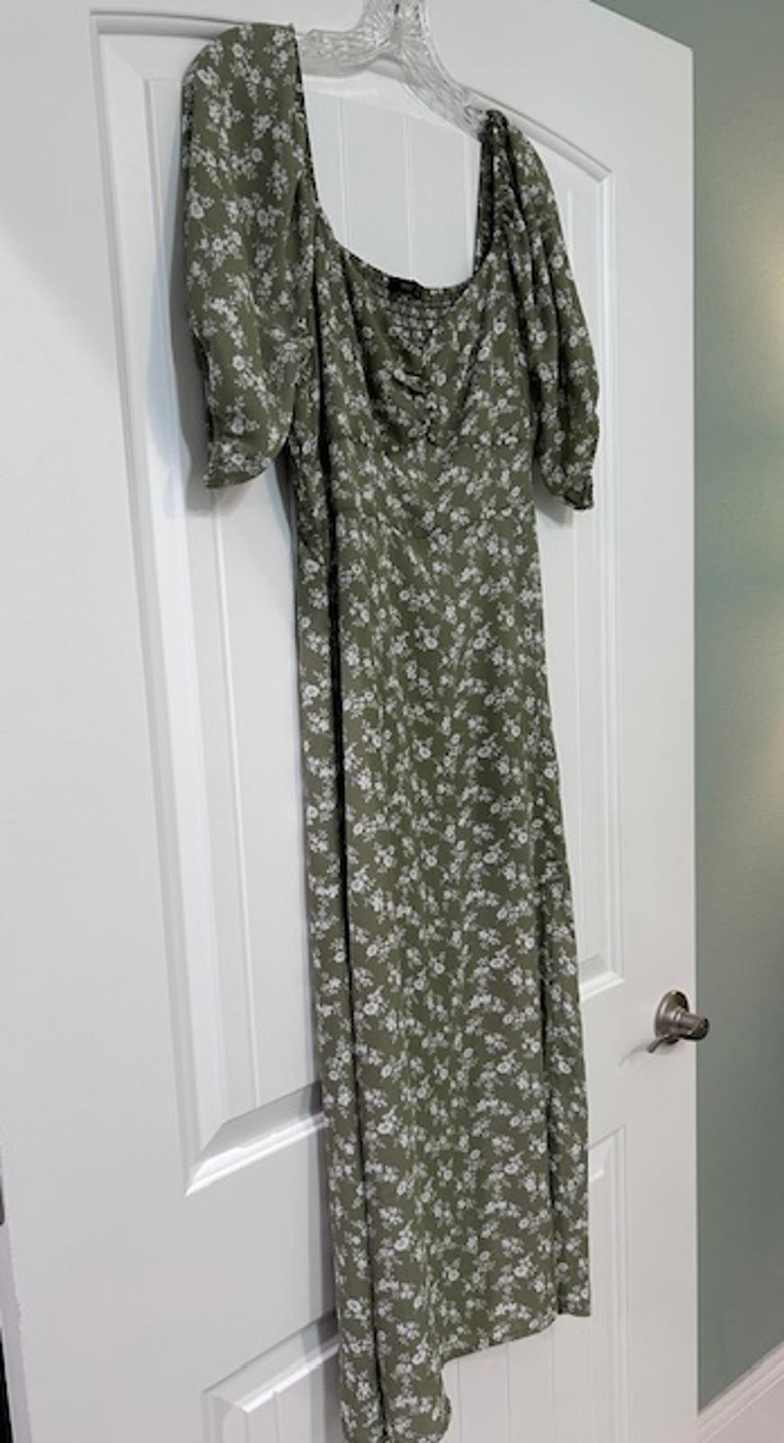 🌿 Hesperus Cottagecore Floral Dress Size XL Sage/Olive, Ruched Bust, 45”