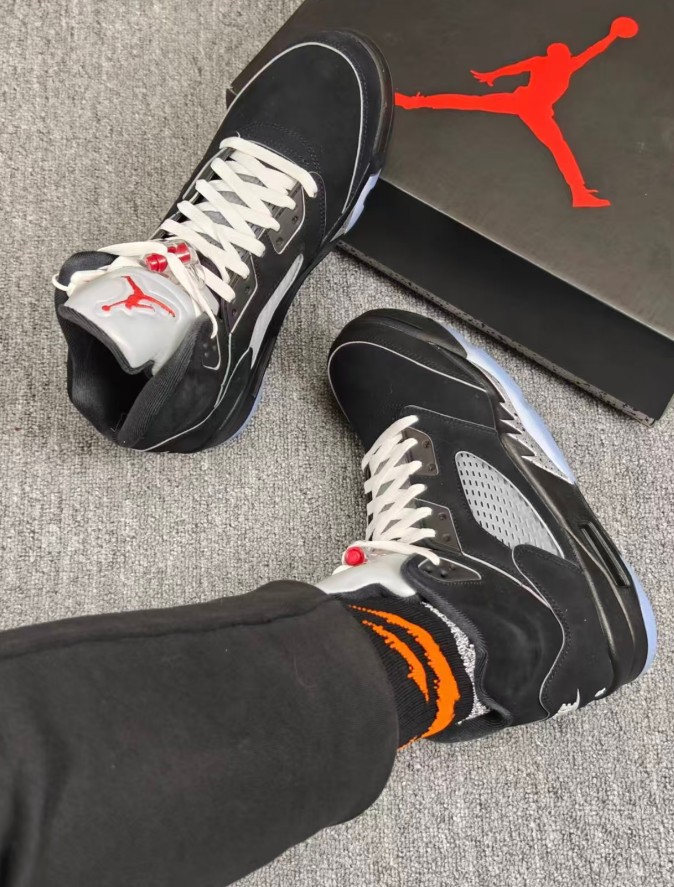 Jordan Air Jordan 5 “BLACK METALLIC REIMAGINED” Retro Basketball Shoes