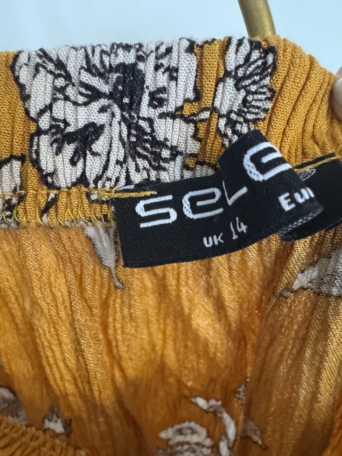 UK 14 Select Mustard And White Floral Print Crinkle Off The Shoulder Summer Top