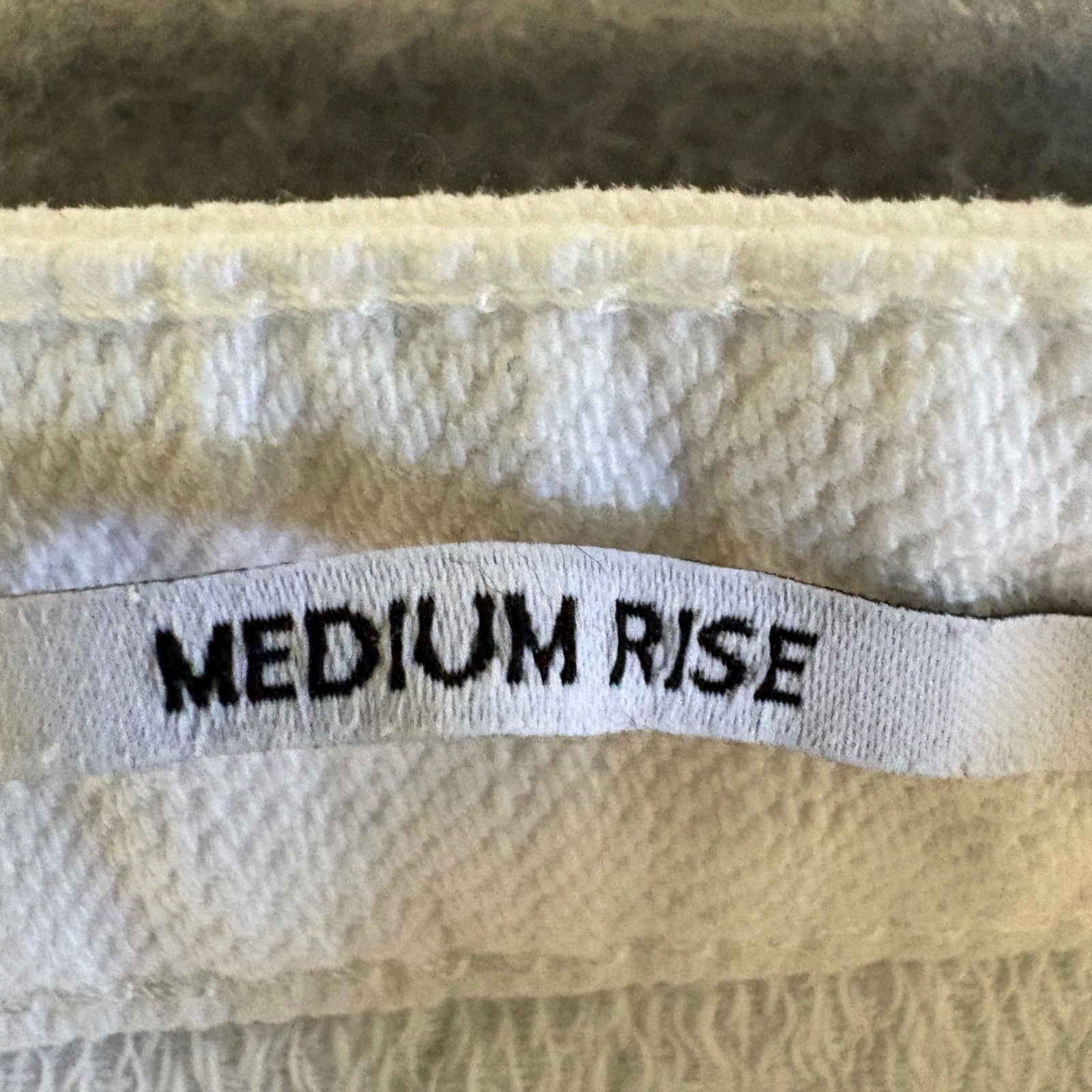 Bershka Denim Shorts Womens 00 White Distressed Frayed Raw Hem Medium Rise