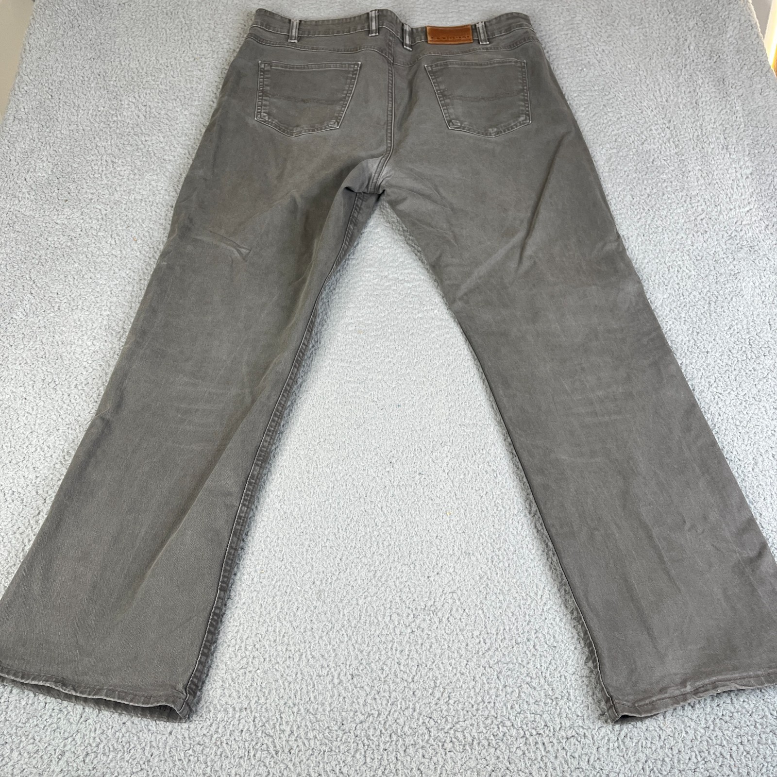 R.M Williams Jeans Men 38×32 Khaki Green Straight Leg Premium Denim Australia